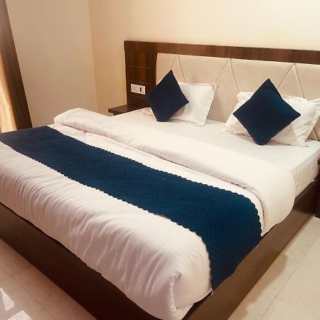 Divine Ganga - Luxury Comfort ! Travellers Delight ! Budget Friendly ! Prime Location ! Guest Favourite 哈里瓦 外观 照片